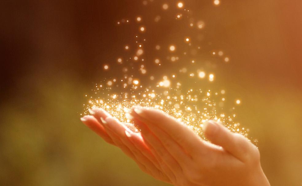 Selvänäköinen energia-/chakrahoito 70 min by Erika Juusola